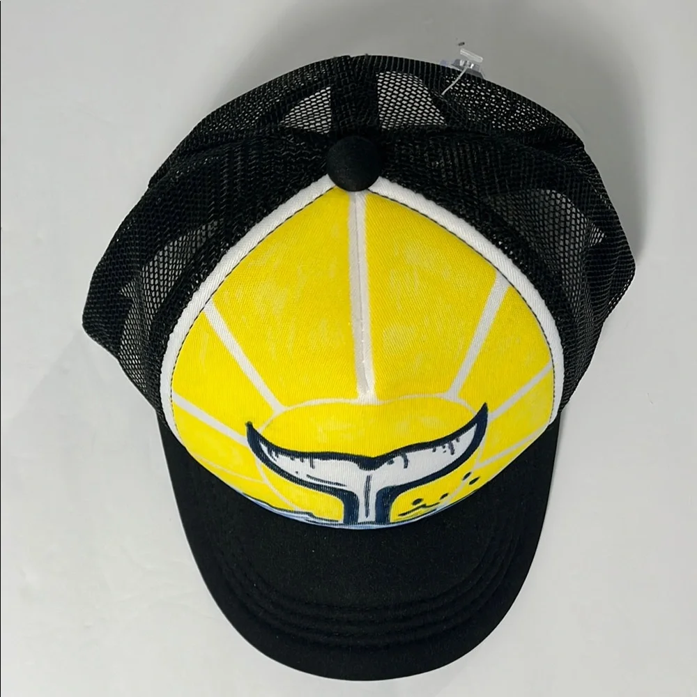 Whale Tail Sunrise Youth Trucker Hat - Black & Yellow